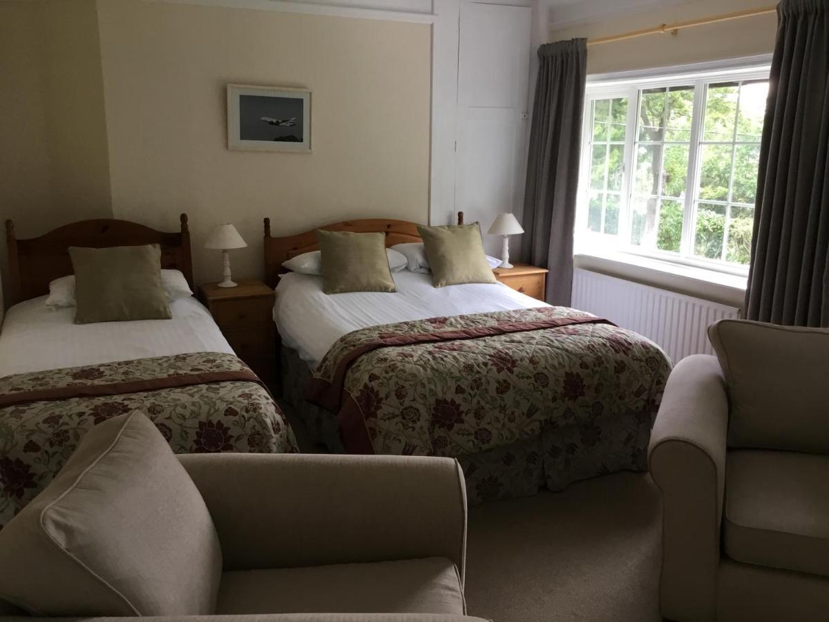 The Manor House Bed & Breakfast Crawley  Luaran gambar