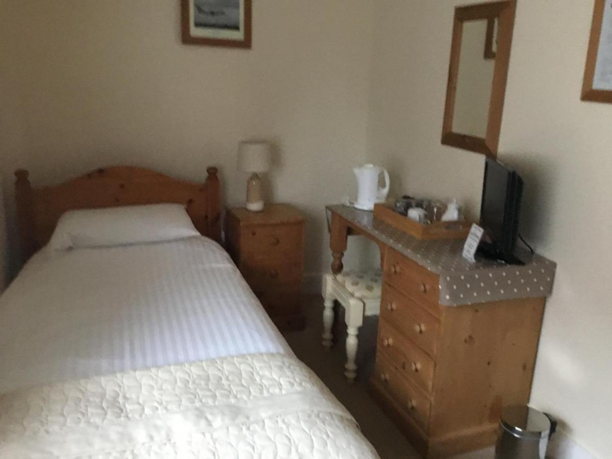 The Manor House Bed & Breakfast Crawley  Luaran gambar