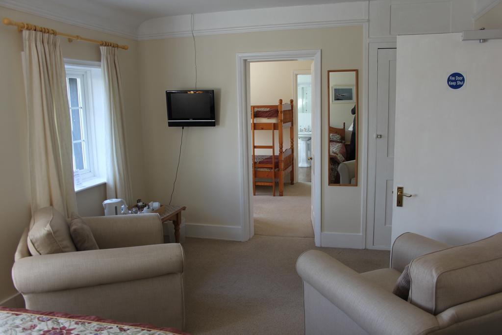 The Manor House Bed & Breakfast Crawley  Luaran gambar