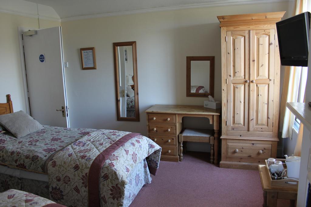 The Manor House Bed & Breakfast Crawley  Luaran gambar