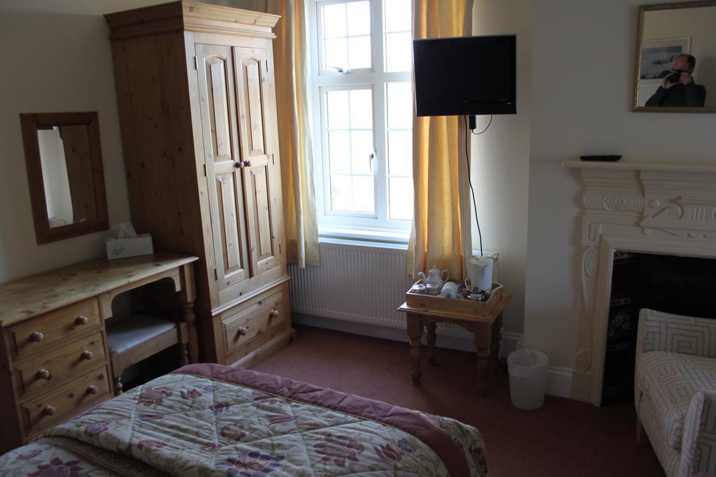 The Manor House Bed & Breakfast Crawley  Luaran gambar