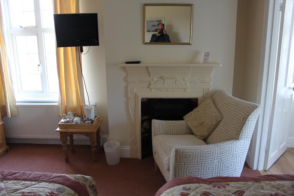 The Manor House Bed & Breakfast Crawley  Luaran gambar